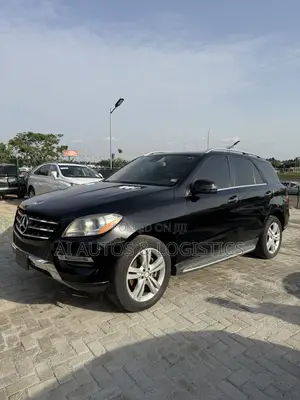 Mercedes-Benz M Class ML350 4MATIC 4dr SUV AWD (3.5L 6cyl 7A) 2014
