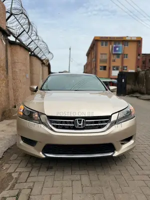 Honda Accord EX 4dr Sedan FWD (2.4L 4cyl 2A) 2016 Gold