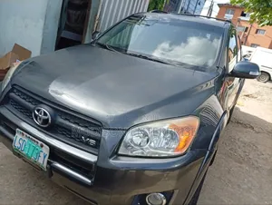 Toyota RAV4 Sport 4x4 2009 Gray