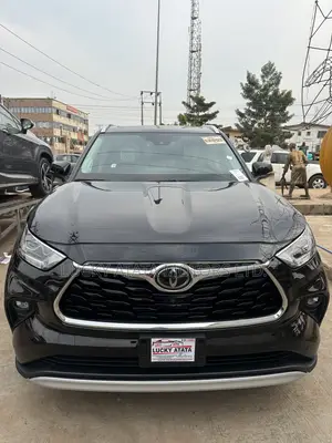 Toyota Highlander Platinum AWD 2020 Black