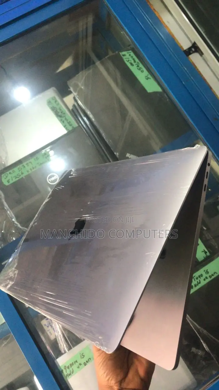 Laptop Apple MacBook Pro 2019 32GB Intel Core i9 SSD 1T