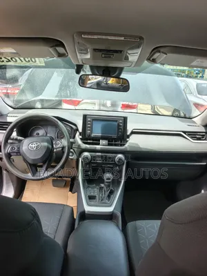 Toyota RAV4 XLE AWD 2020 Black