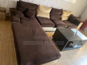 L Shaped Couch With Center Table