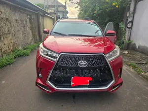 Toyota Highlander Limited V6 4x4 (3.5L 6cyl 6A) 2016 Red