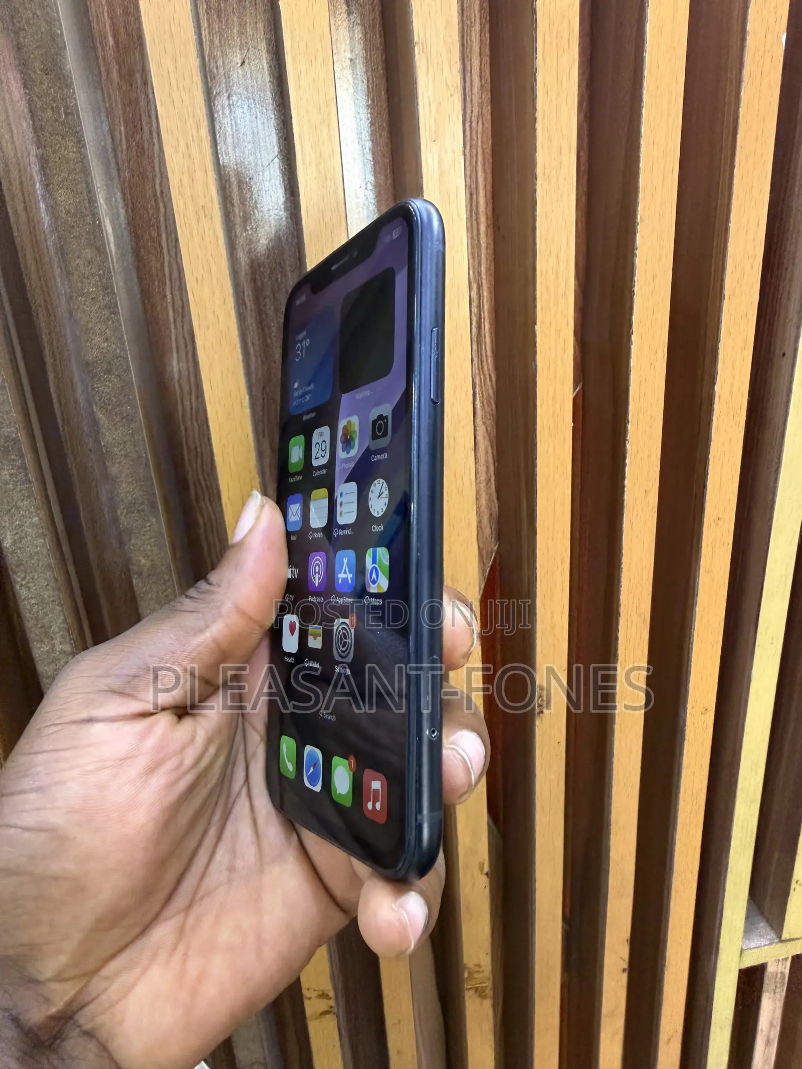 Apple iPhone XR 64 GB Black