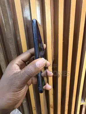 Apple iPhone XR 64 GB Black