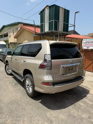 Lexus GX 460 Base 2014 Gold