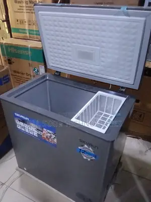 New Skyrun Deep Chest Freezer 155l White