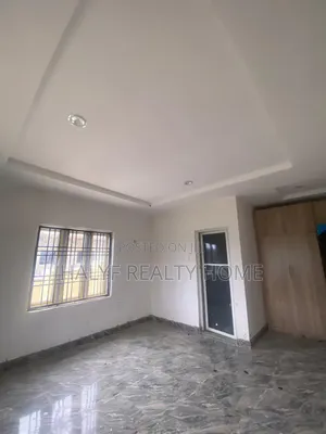 3bdrm Block of Flats in Kaura for rent