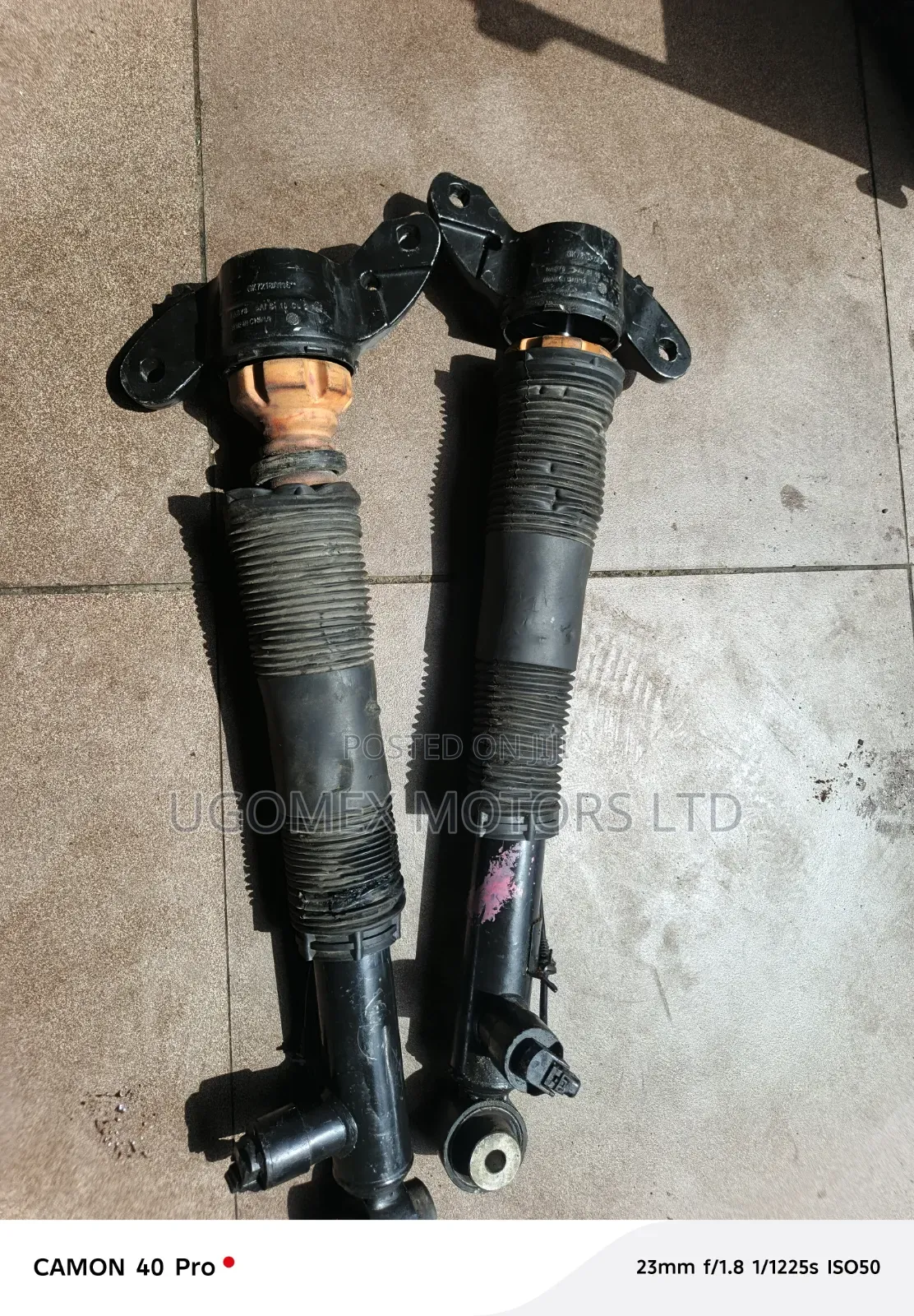 Back Shock Absorber Evoque 2020