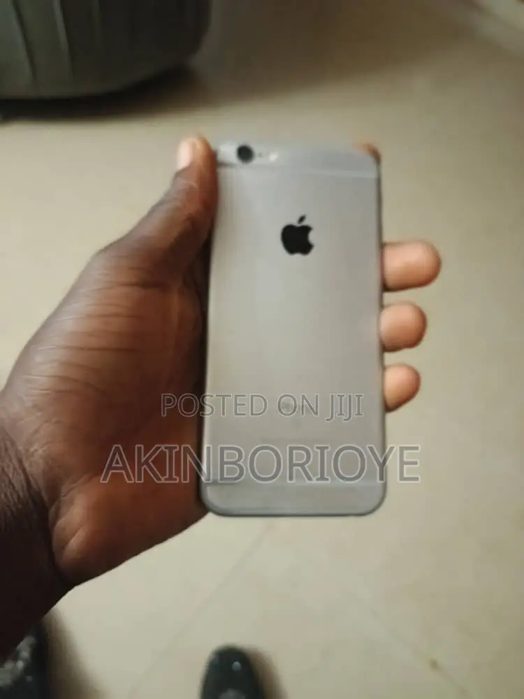 Apple iPhone 6s 64 GB Silver