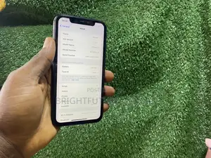 Apple iPhone XR 64 GB Black
