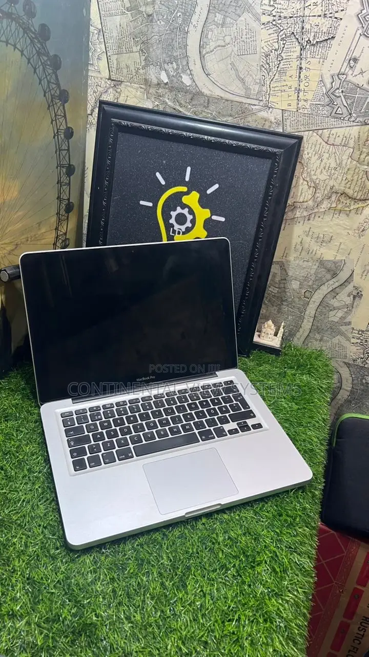 Laptop Apple MacBook Pro 2010 8GB Intel Core i5 HDD 500GB