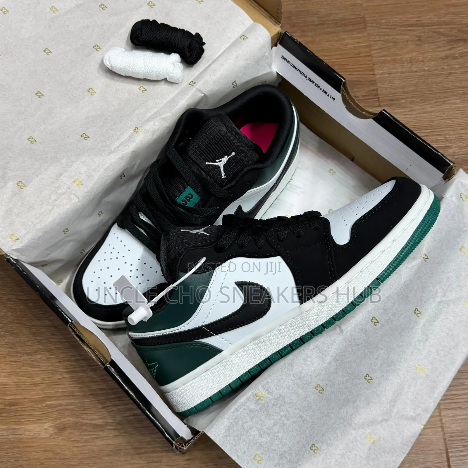 Air Jordan 1 Retro Low