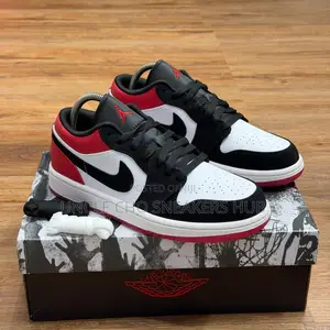 Air Jordan 1 Retro Low