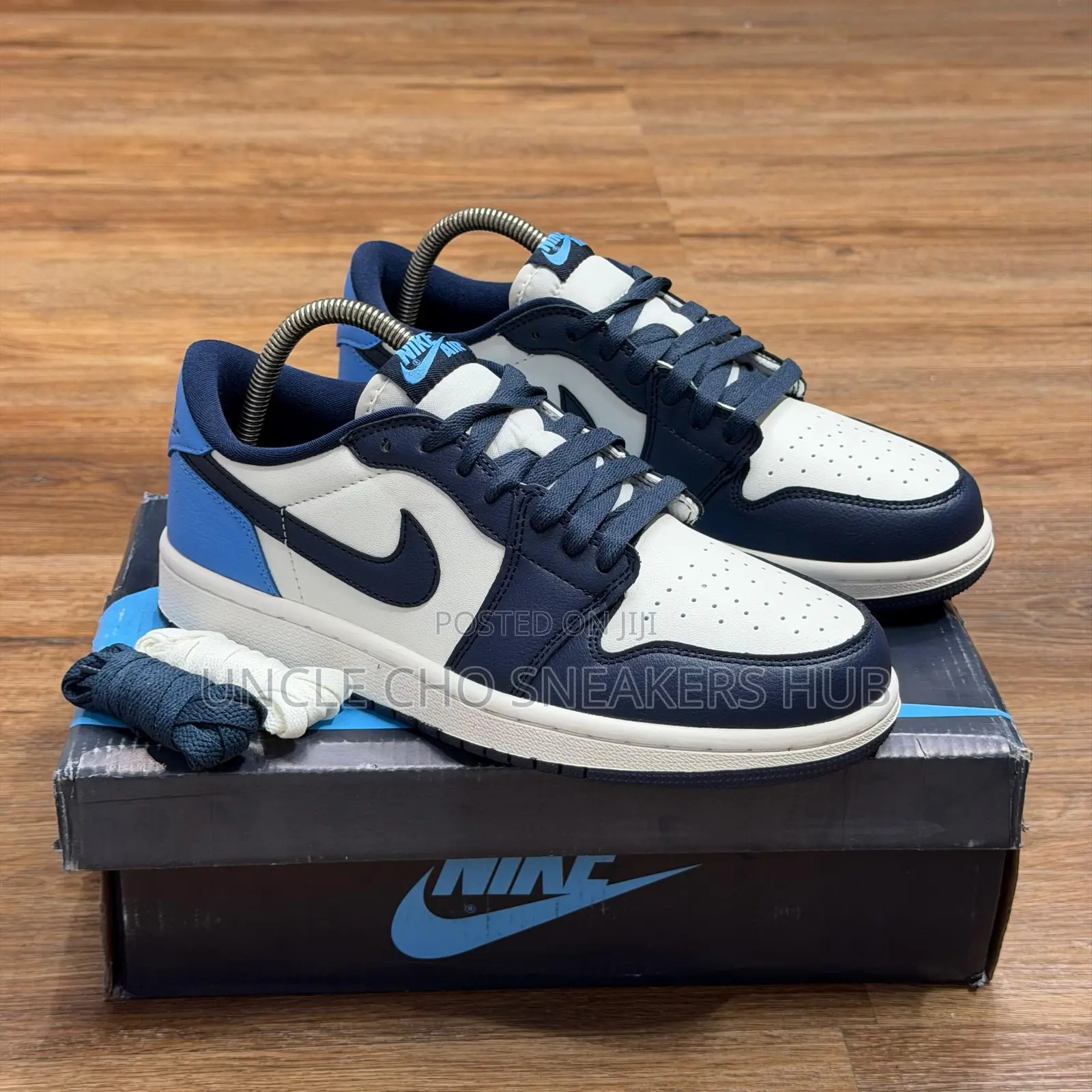 Air Jordan 1 Retro Low