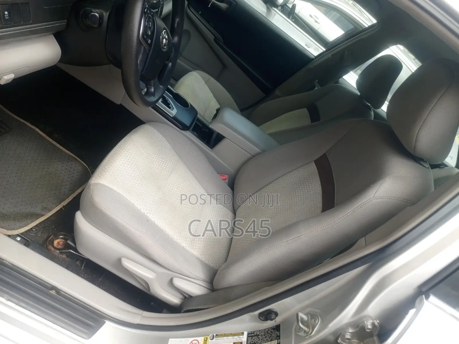 Toyota Camry 2012 Silver