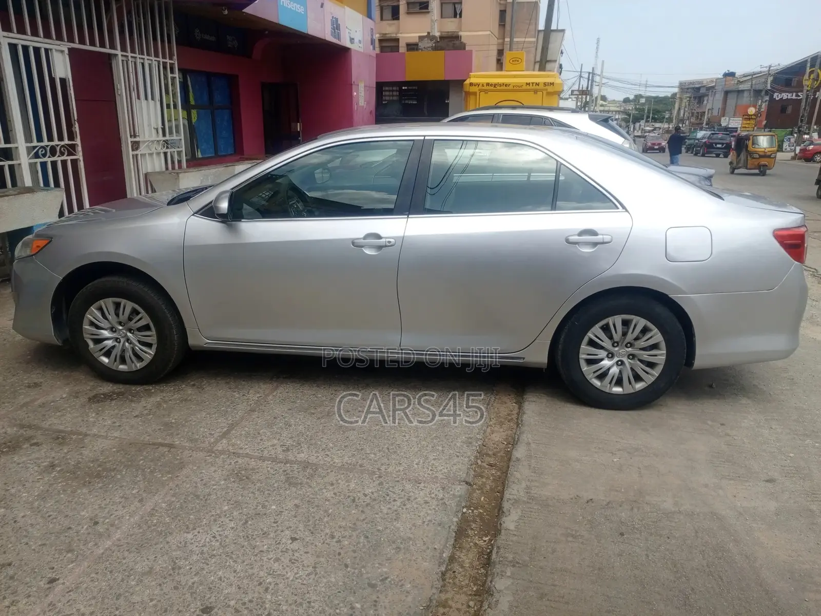 Toyota Camry 2012 Silver