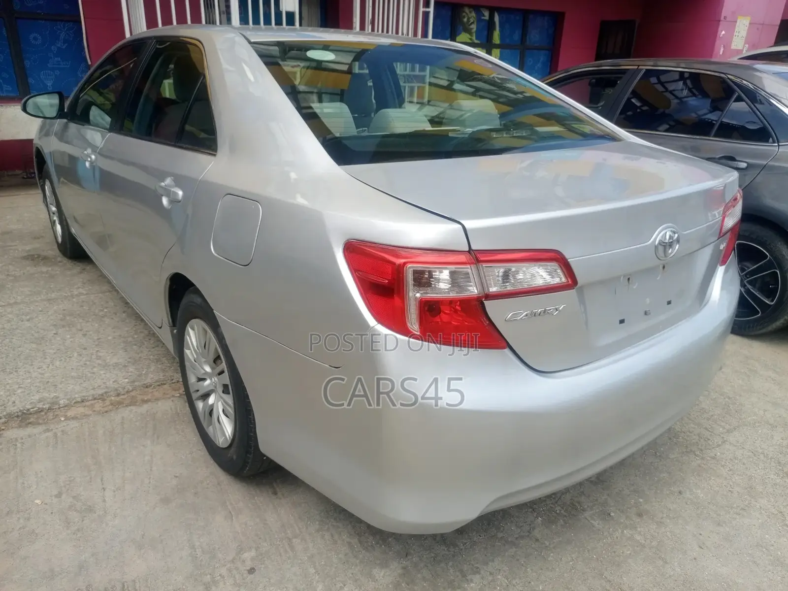 Toyota Camry 2012 Silver