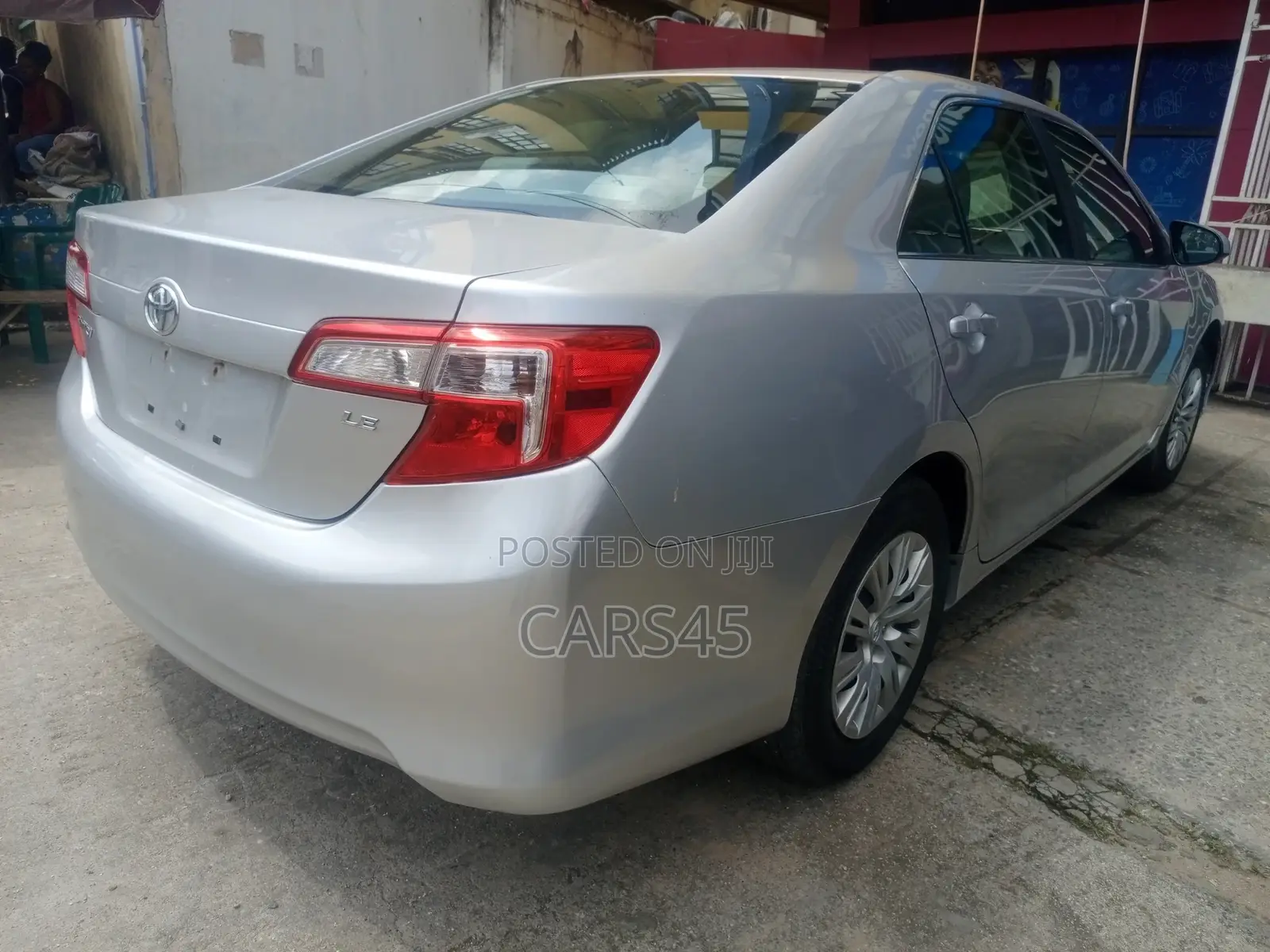 Toyota Camry 2012 Silver