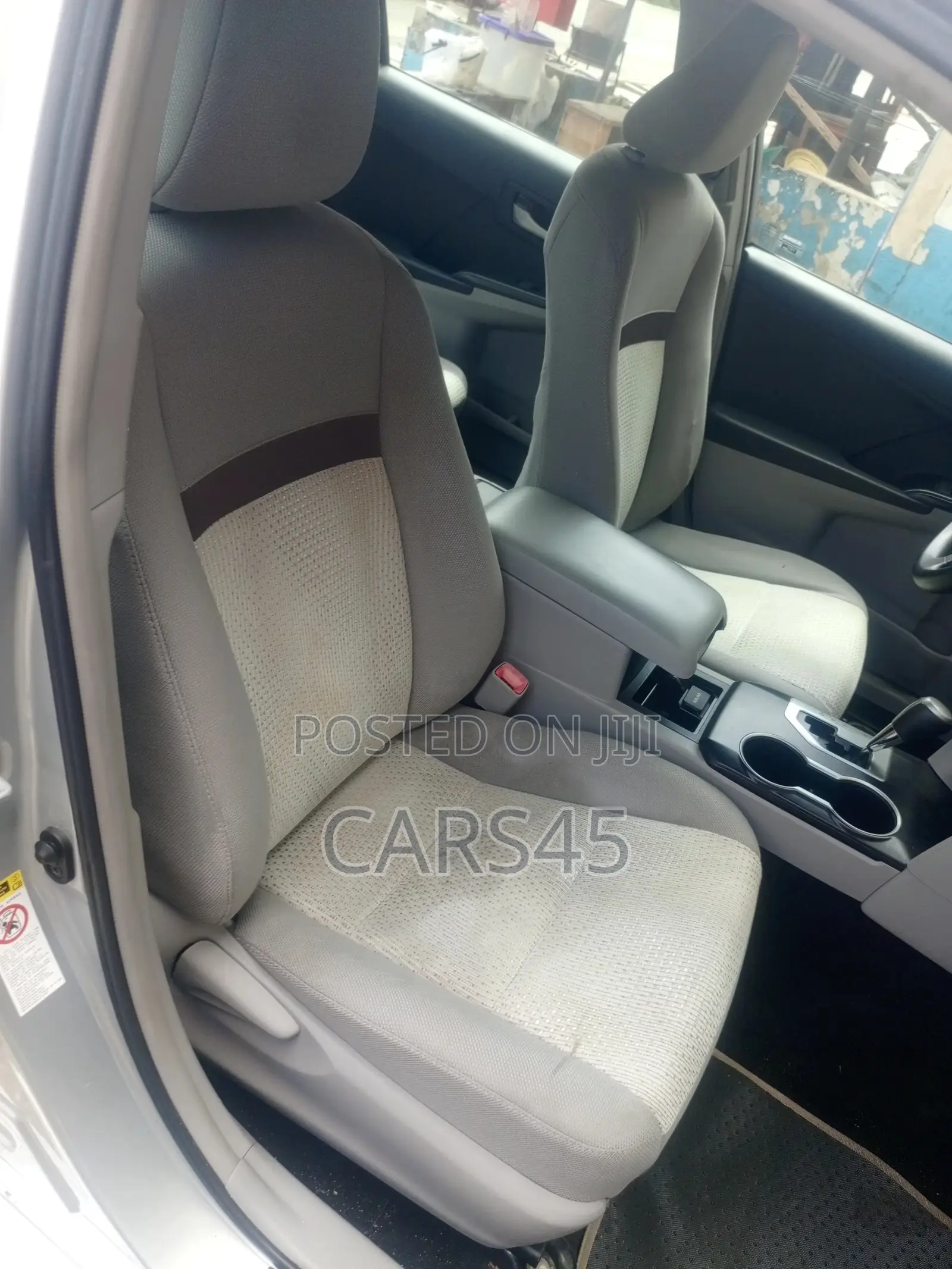 Toyota Camry 2012 Silver