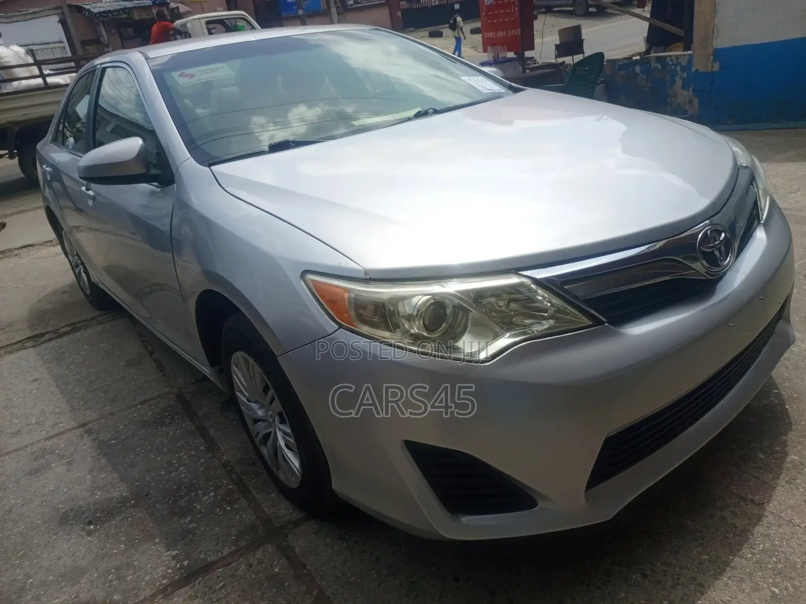 Toyota Camry 2012 Silver