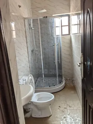 7bdrm Duplex in Osongama Estate, Uyo for rent