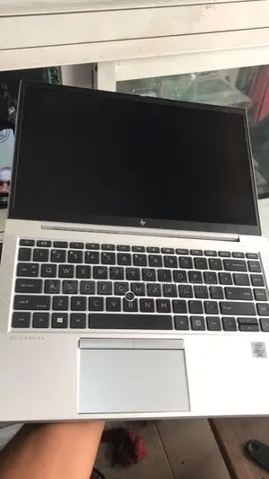 Laptop HP EliteBook 840 G7 16GB Intel Core i7 SSD 256GB