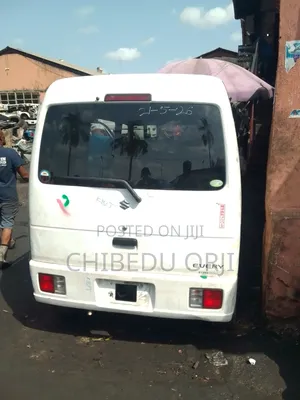 Suzuki Every 2010 White