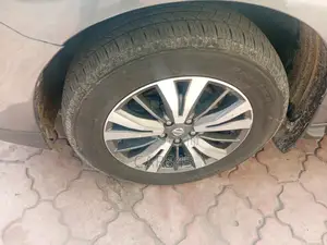 Nissan Pathfinder 2018 Gray