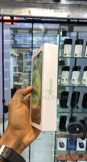 New Apple iPhone 12 128 GB Green