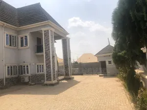 4bdrm Duplex in Government Layout, Kubwa for sale