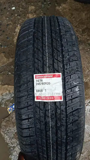 245/60/20 Bridgestone