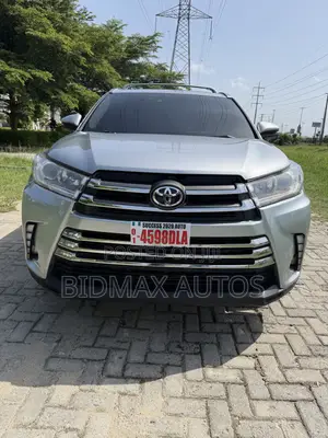 Toyota Highlander Limited V6 4x4 (3.5L 6cyl 6A) 2016 Silver