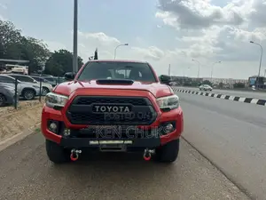Toyota Tacoma 2017 Red