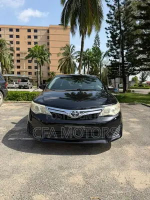 Toyota Camry LE 4dr Sedan (2.5L 4cyl 6A) 2012 Black