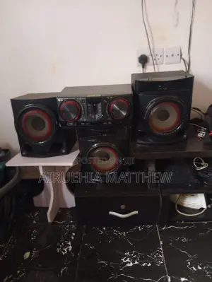 Lg Home Audio System / Mini Hi-Fi Speaker Set