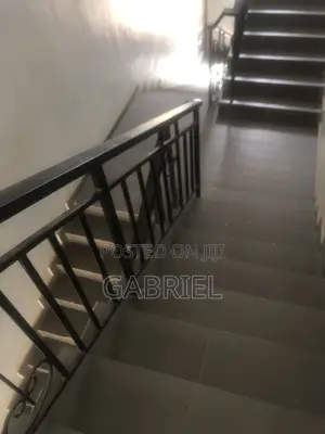 2bdrm Block of Flats in News Engineering, Dawaki for rent