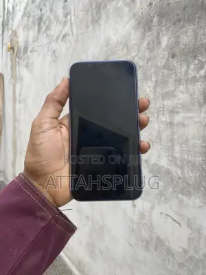 Apple iPhone 11 64 GB Purple