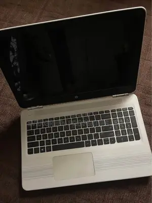 Laptop HP Pavilion 15 8GB Intel Core i5 HDD+SSD 500GB