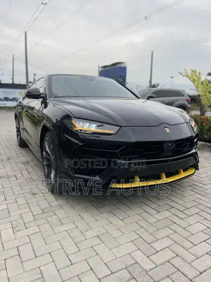 Lamborghini Urus 2022 Black