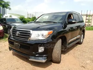 Toyota Land Cruiser 2014 Black