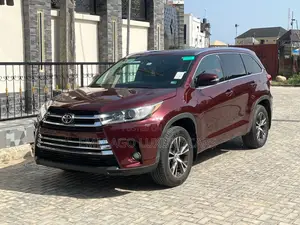 Toyota Highlander XLE V6 4x4 (3.5L 6cyl 6A) 2016 Brown