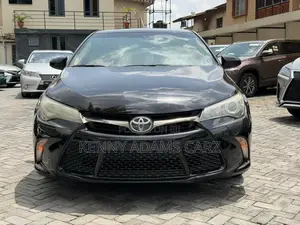 Toyota Camry SE 4dr Sedan (2.5L 4cyl 6A) 2015 Black