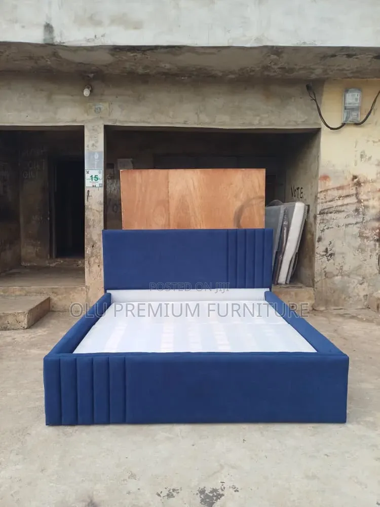 6x6 Padded Bedframe