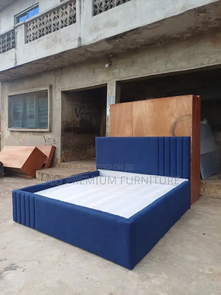 6x6 Padded Bedframe