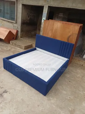 6x6 Padded Bedframe