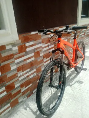 B.Twin Rockrider 340 Bicycle