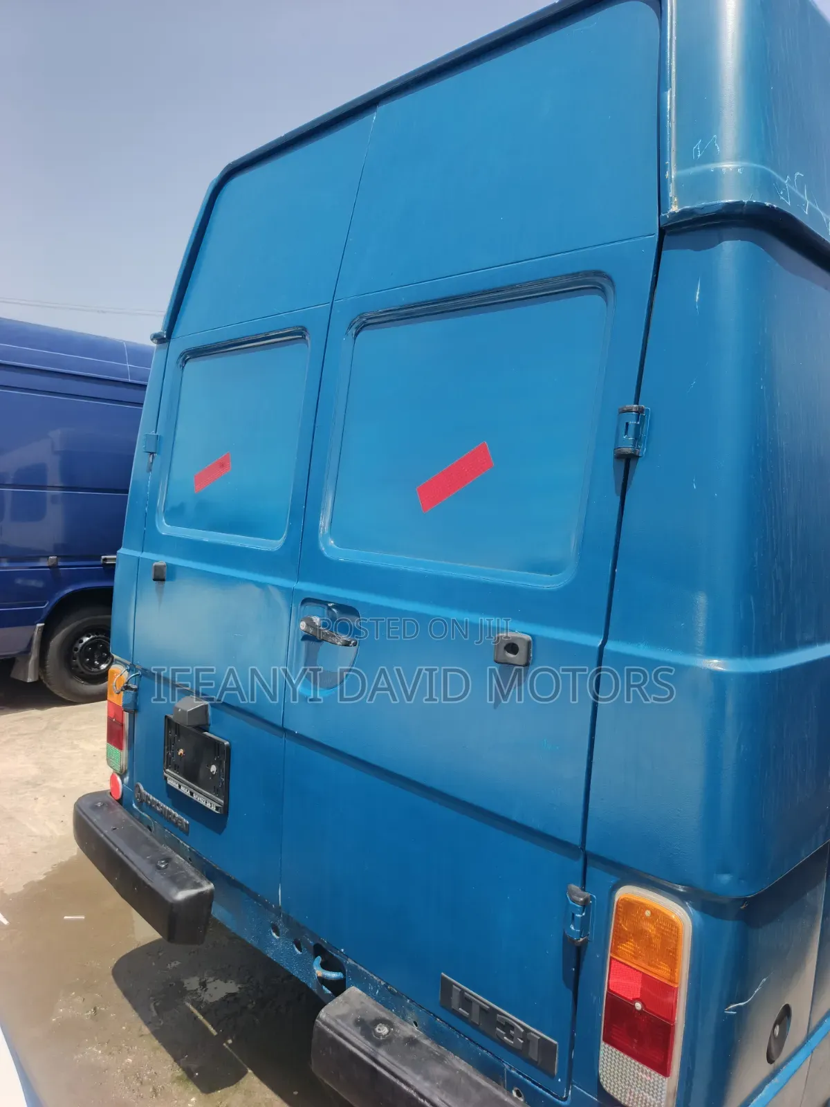 Volkswagen LT 2000 Blue