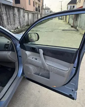 Toyota Highlander V6 2009 Blue